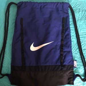 Nike drawstring bag